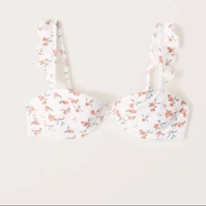 NWT peach bikini top